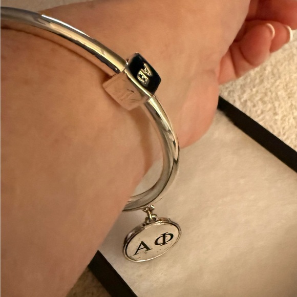 Silver Bangle Bracelet with Charm NWT - Picture 4 of 5